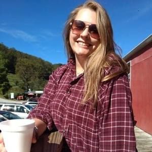 Meet your Posher, Clara